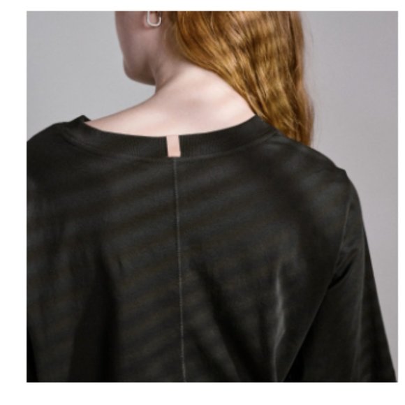 NWOT Lunya Pocket Tee - Picture 5 of 5